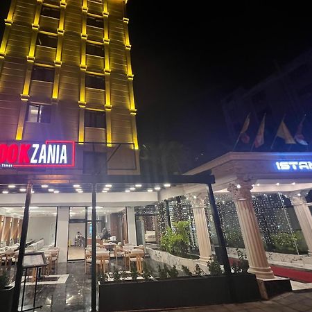 Istanblu Hotel Atasehir Estambul Exterior foto