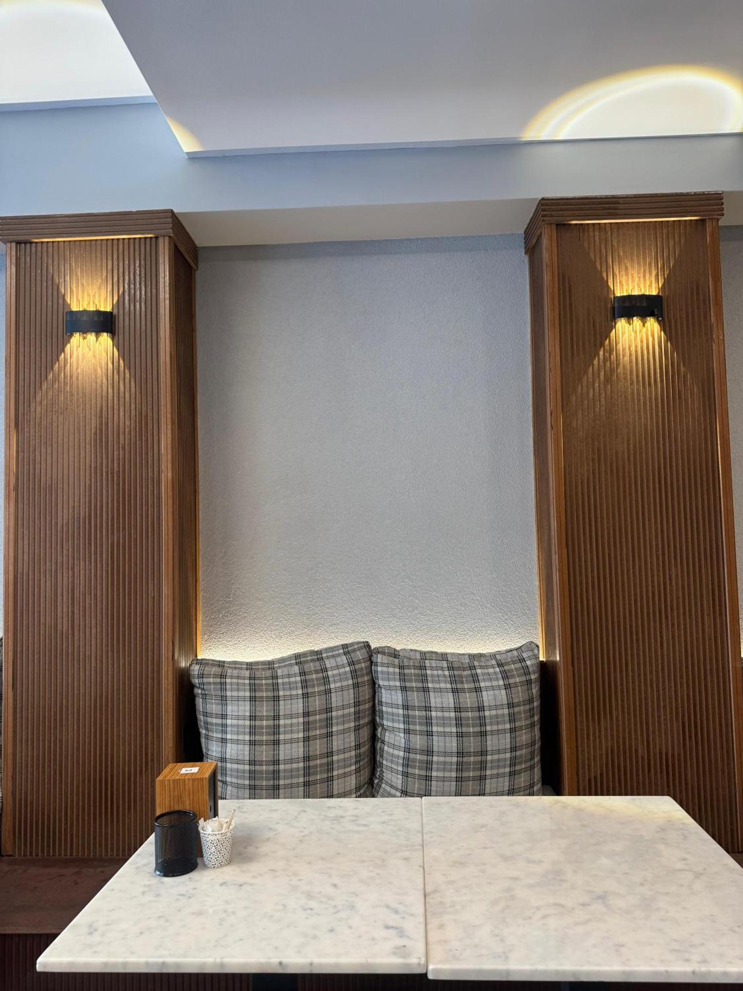 Istanblu Hotel Atasehir Estambul Exterior foto