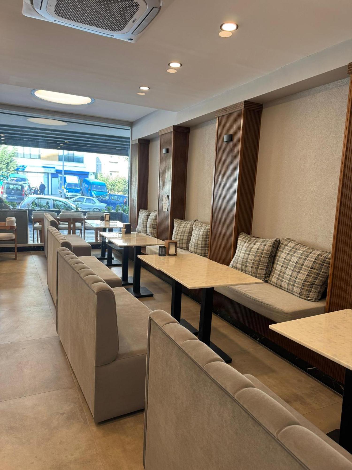 Istanblu Hotel Atasehir Estambul Exterior foto