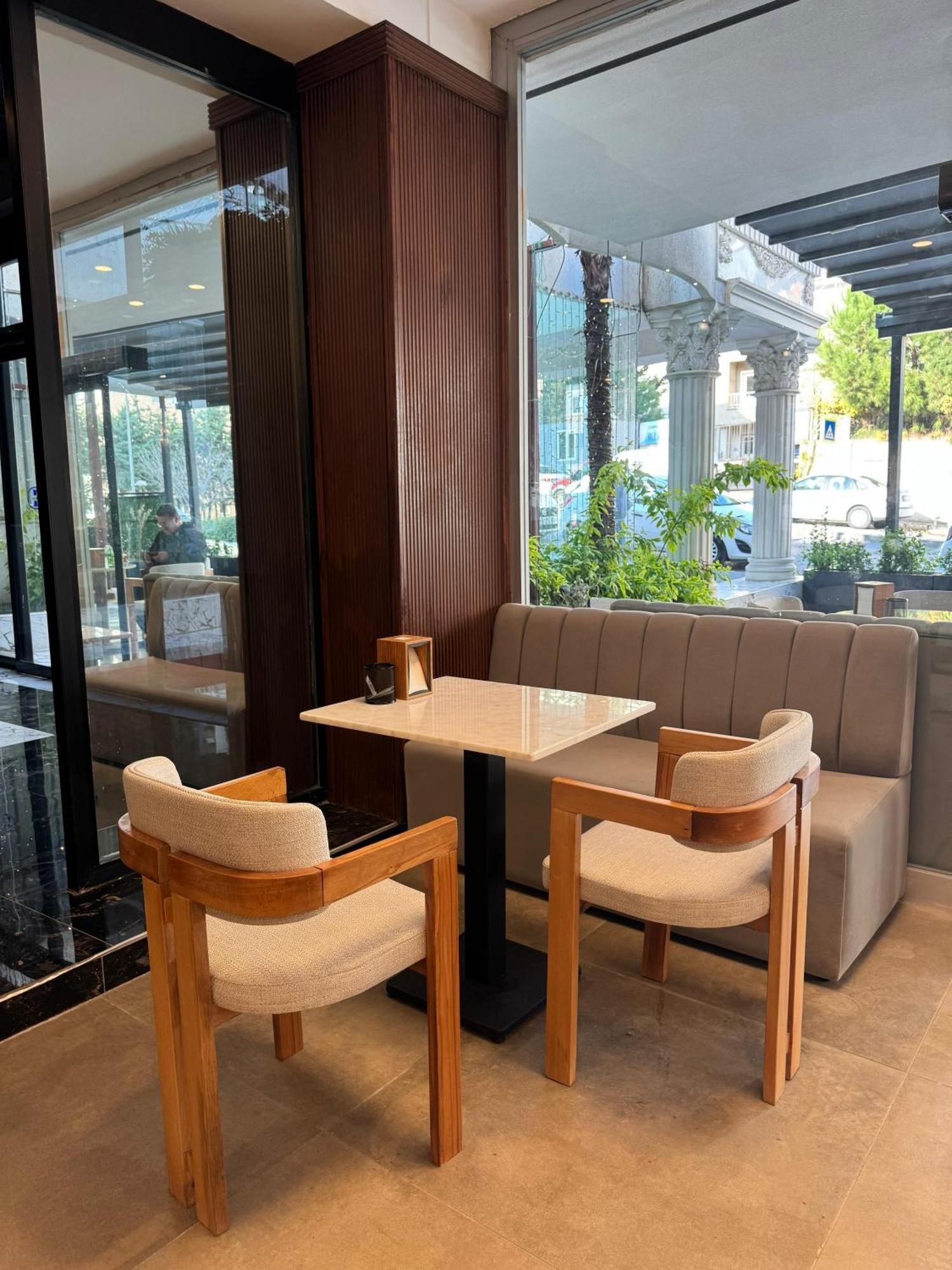 Istanblu Hotel Atasehir Estambul Exterior foto