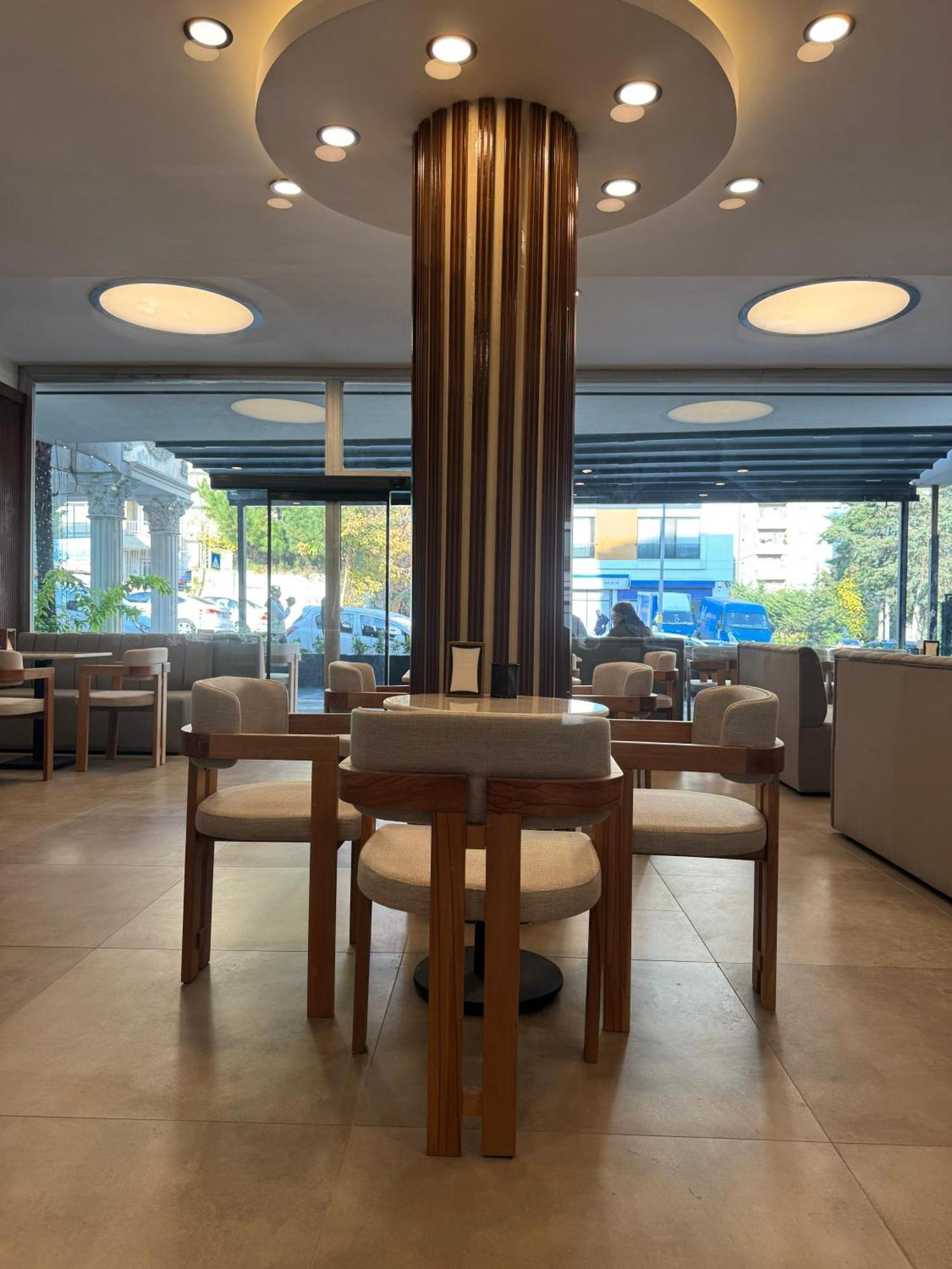 Istanblu Hotel Atasehir Estambul Exterior foto